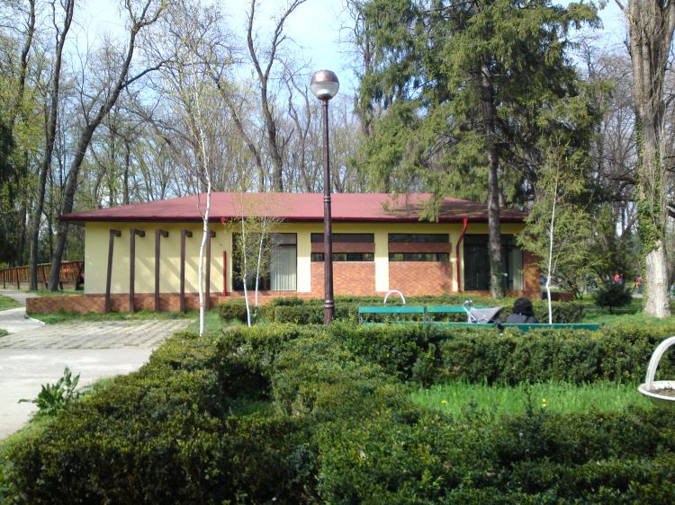 Pavilionul B din Herastrau