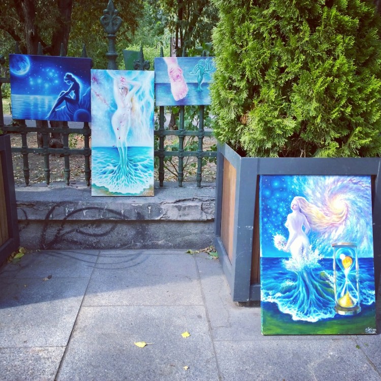 Cu_tablourile_in_fata_primariei_capitalei[1]